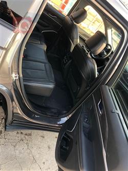 جیپ گراند شیرۆکی